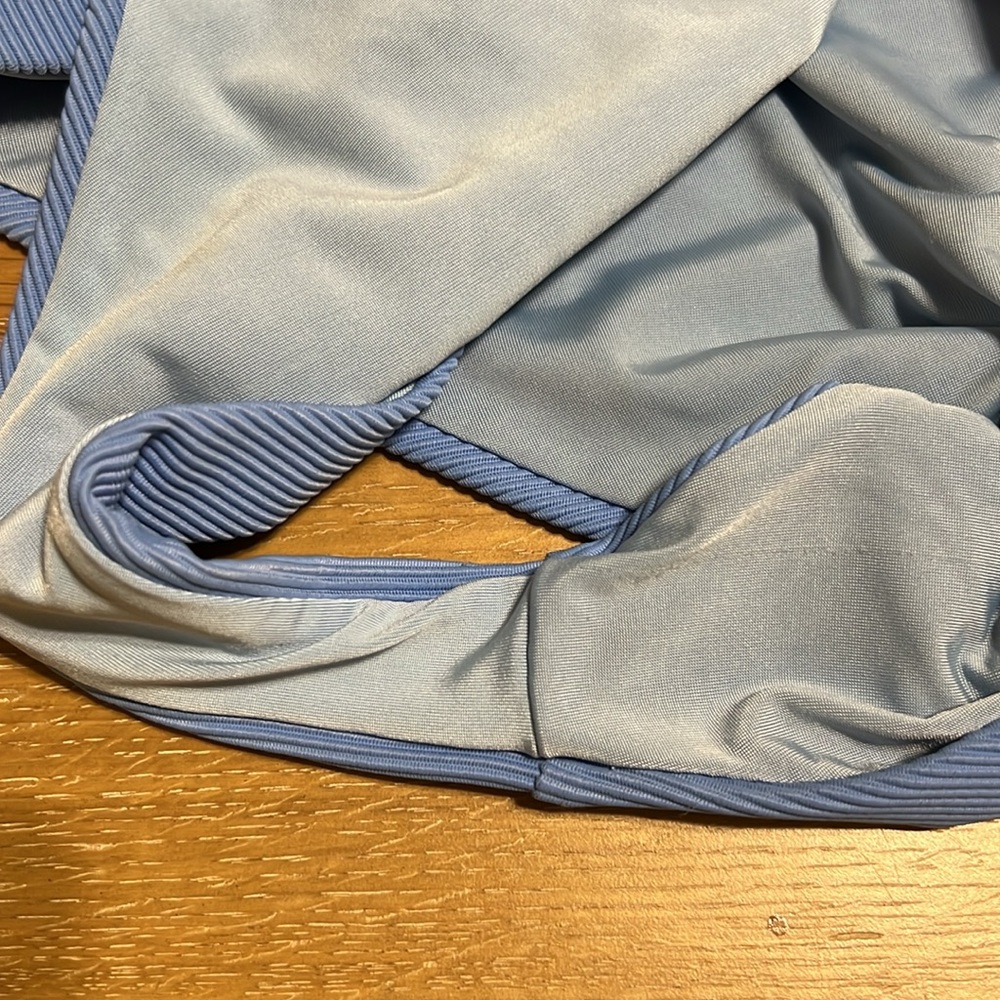 Beach riot One-Shoulder one piece light Blue side cut out Swimsuit size M - Picture 5 of 7